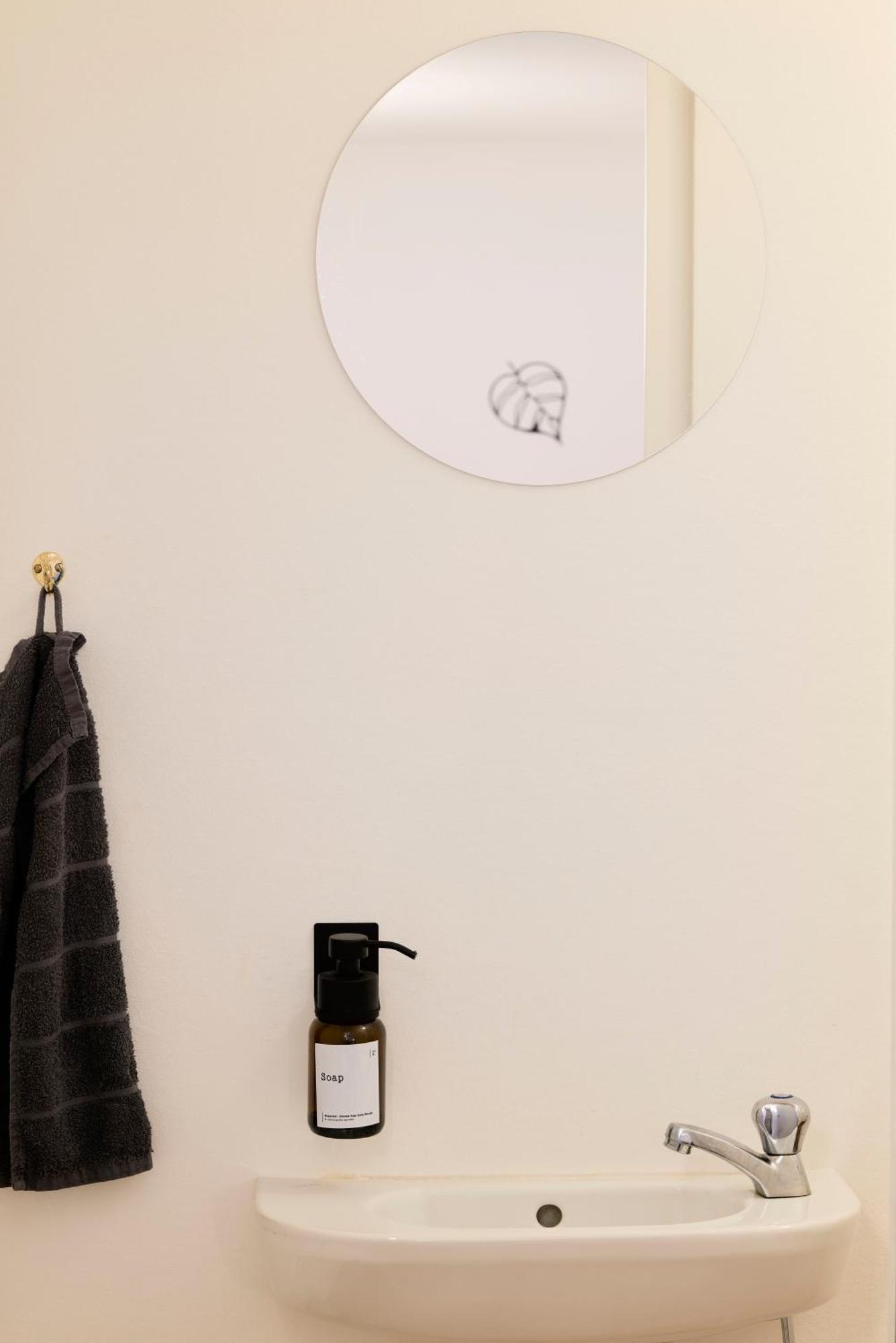 Stilvolle Gartenterrassenwohnung Mitten In ブレゲンツ エクステリア 写真