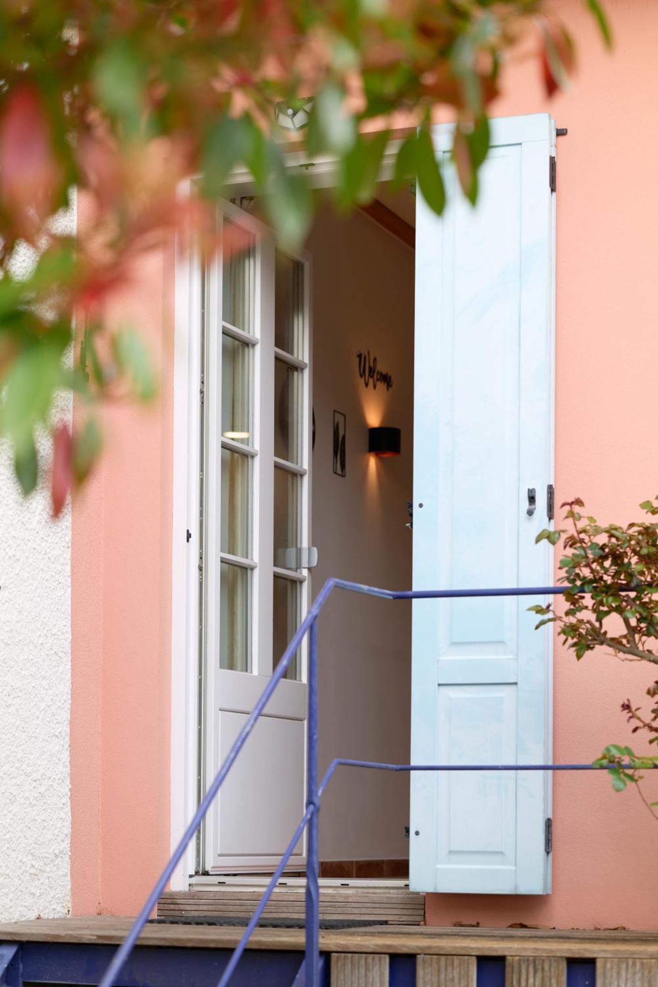 Stilvolle Gartenterrassenwohnung Mitten In ブレゲンツ エクステリア 写真