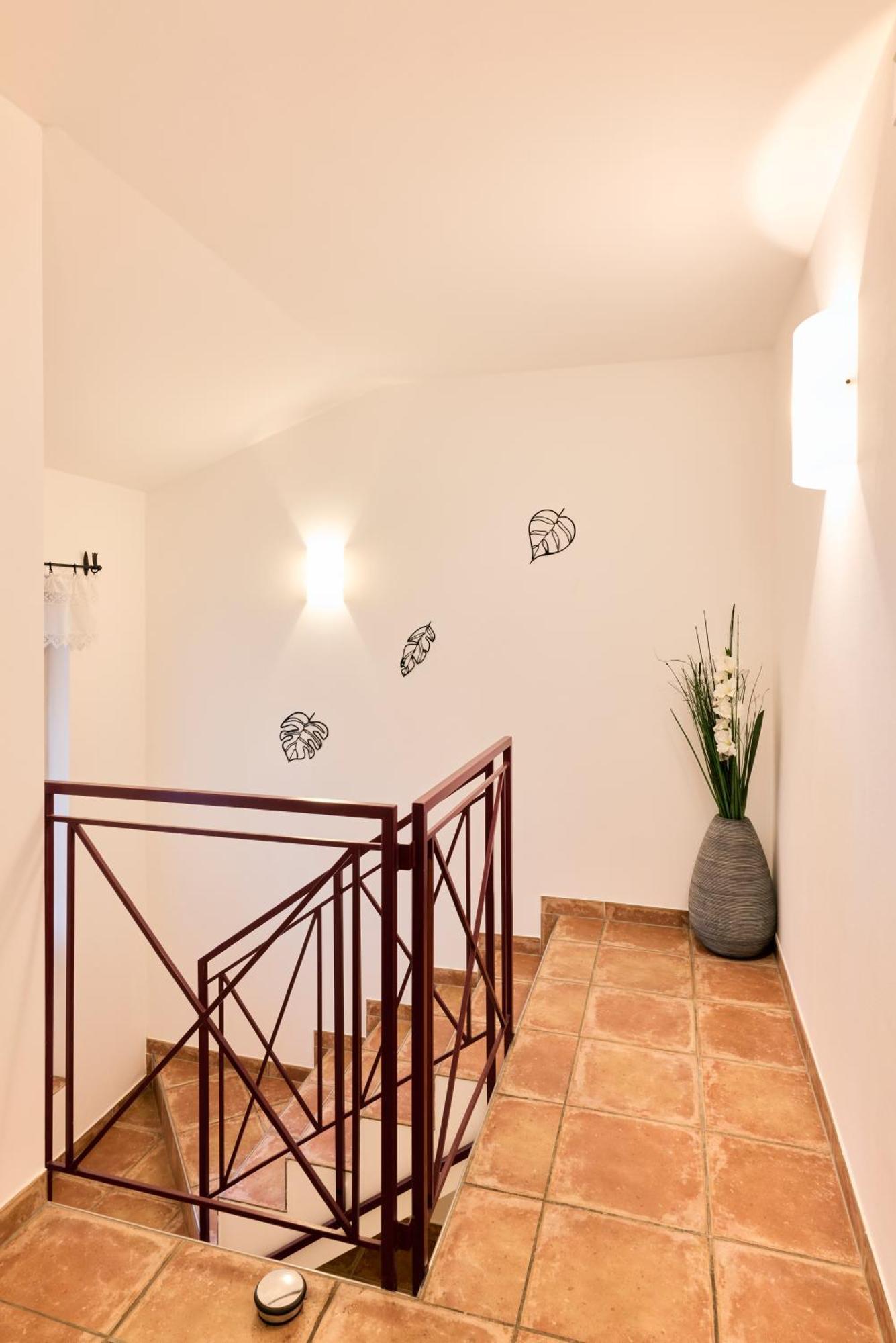 Stilvolle Gartenterrassenwohnung Mitten In ブレゲンツ エクステリア 写真